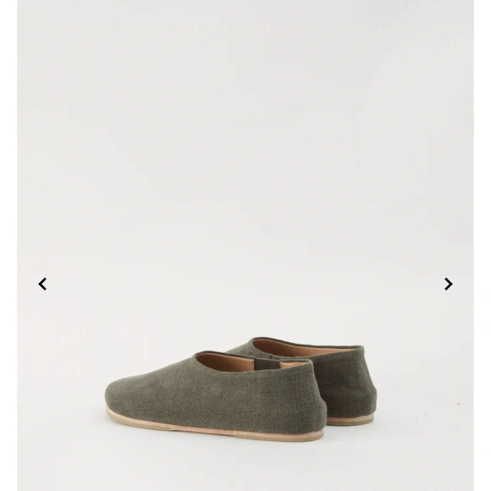 Lauren Manoogian canvas mono shoe - Picture 10 of 10